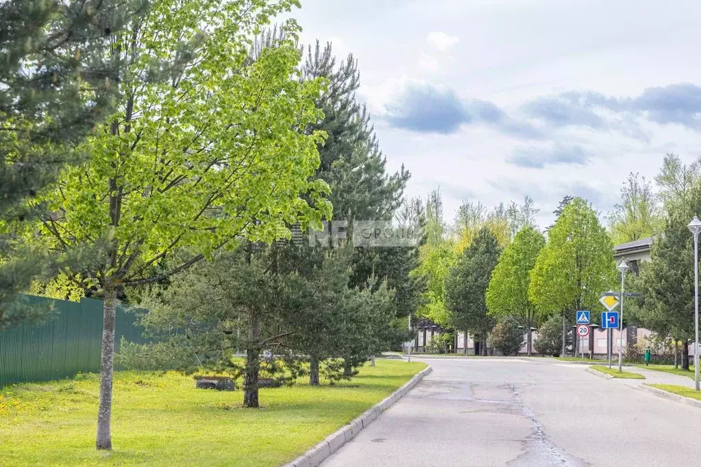 Участок в Москва д. Зименки, Антоновка кп, ул. Земляничная (12.71 ... - Фото 1