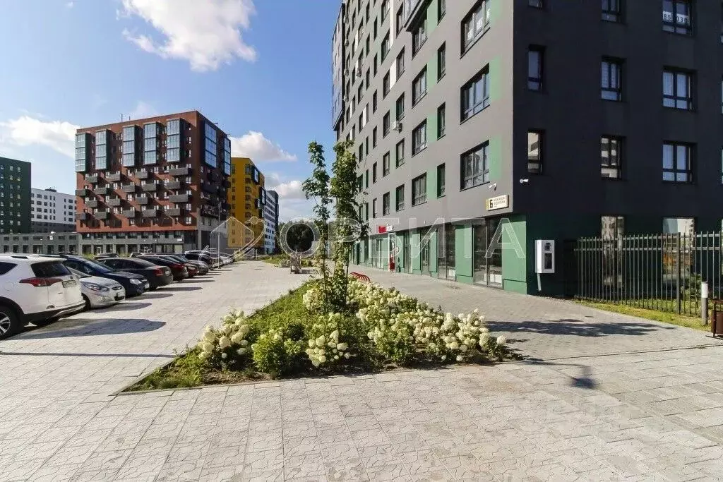 Студия Тюменская область, Тюмень Рощино мкр, ул. Александра ... - Фото 1