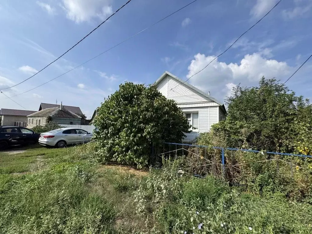 Дом в Оренбургская область, Оренбургский район, с. Нежинка ... - Фото 1