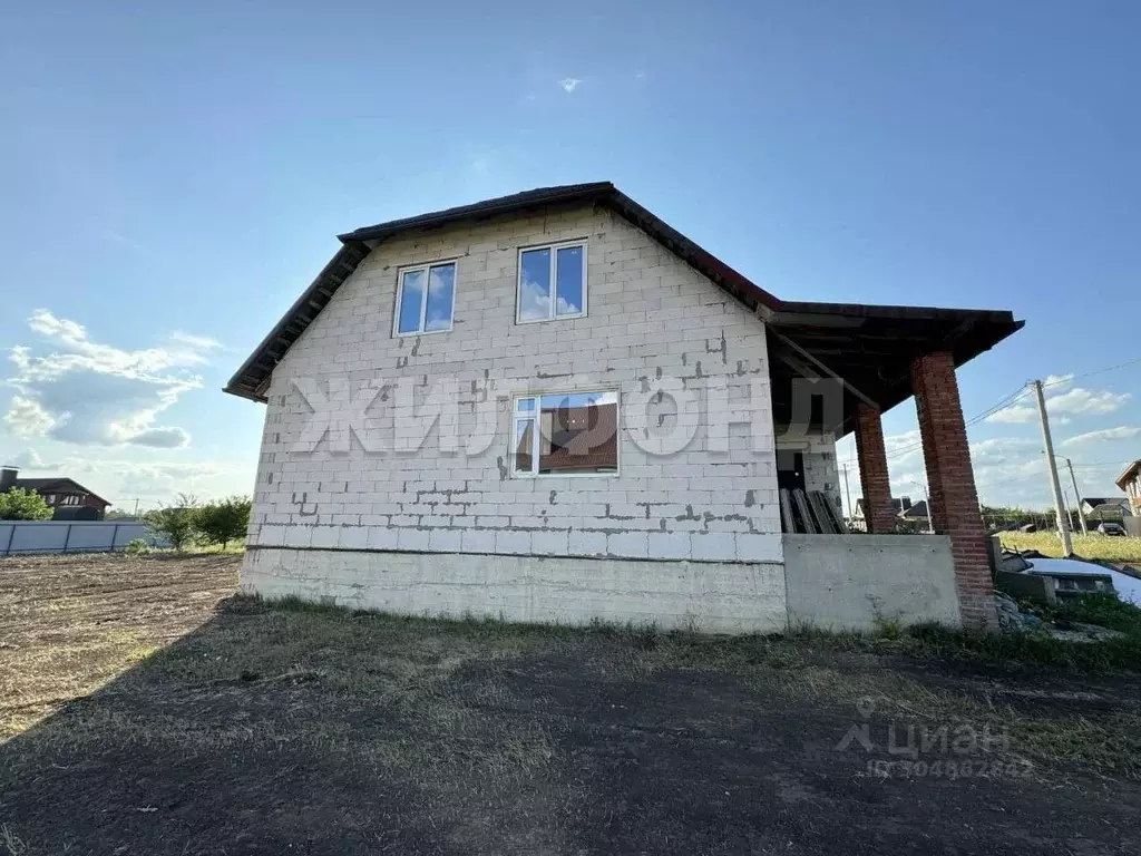 Дом в Белгородская область, Белгородский район, с. Стрелецкое, ... - Фото 2