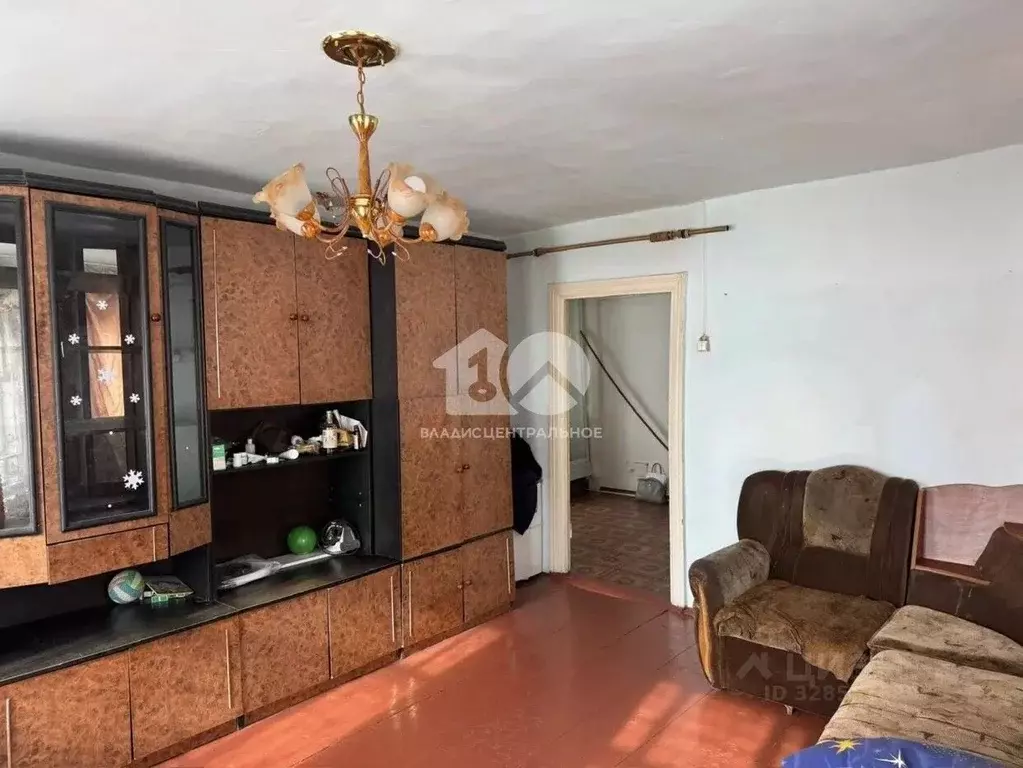 Дом в Кемеровская область, Кемерово ул. Менжинского, 45 (50 м) - Фото 1