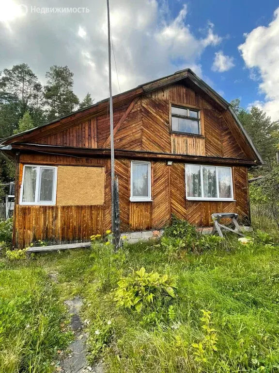 Дом в Свердловская область, муниципальный округ Нижний Тагил, посёлок ... - Фото 1