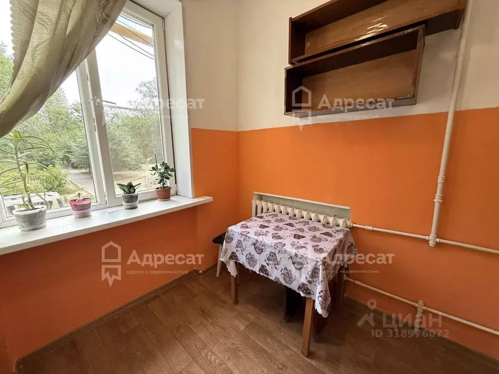 2-к кв. Волгоградская область, Волгоград ул. Дзержинского, 15 (53.0 м) - Фото 1