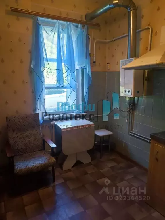 2-к кв. Ивановская область, Пучеж ул. Ленина, 21 (42.5 м) - Фото 2