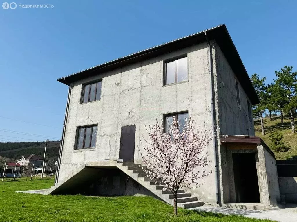 Дом в Севастополь, Плотинная улица, 15 (264 м) - Фото 1