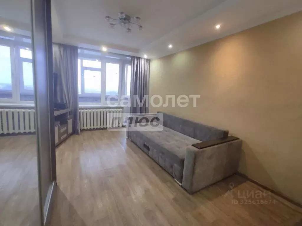 1-к кв. Татарстан, Нижнекамск ул. 50 лет Октября, 8 (35.0 м) - Фото 1