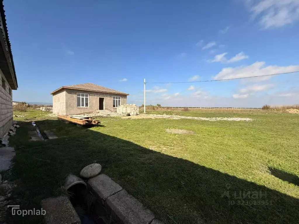 Дом в Кабардино-Балкария, Чегемский район, с. Шалушка  (115 м) - Фото 1