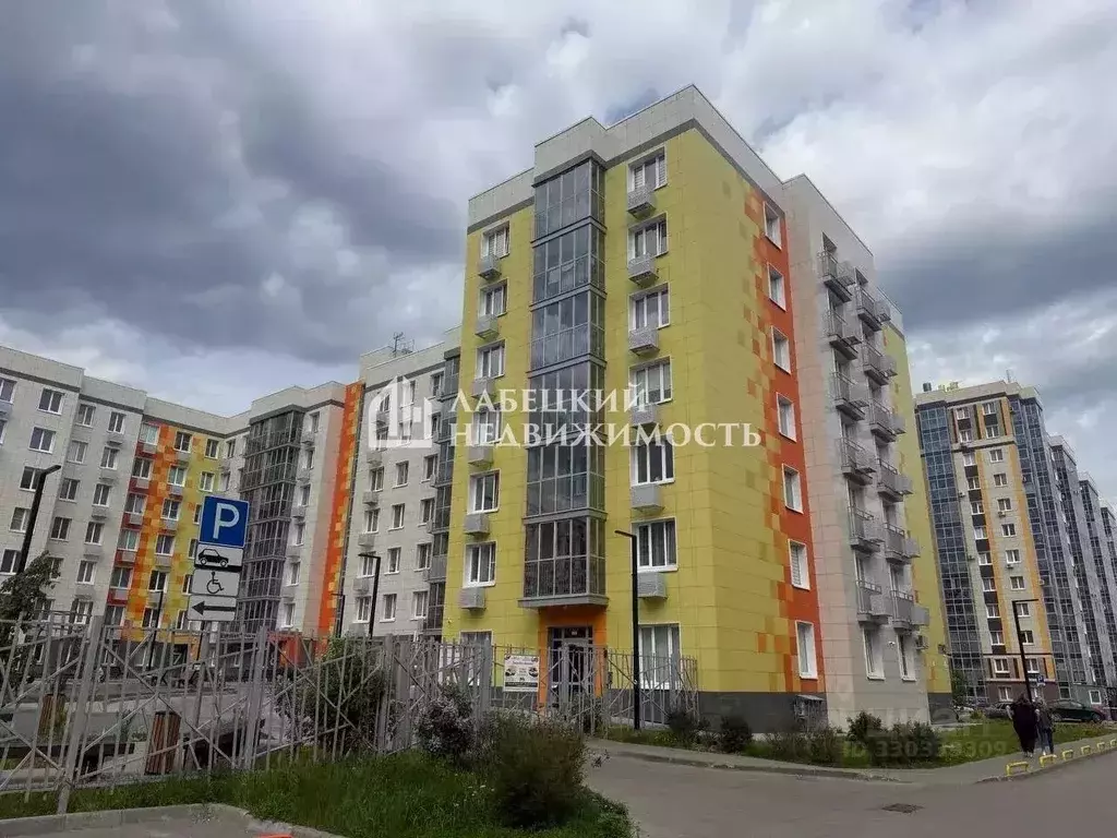 Помещение свободного назначения в Татарстан, Казань Тэцевская ул., 4Е ... - Фото 1