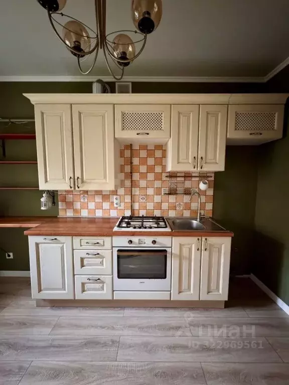 2-к кв. Ростовская область, Батайск Октябрьская ул., 109 (61.0 м) - Фото 1