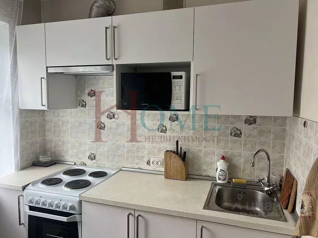 2-к кв. Новосибирская область, Новосибирск ул. Кошурникова, 13/2 (47.0 ... - Фото 0