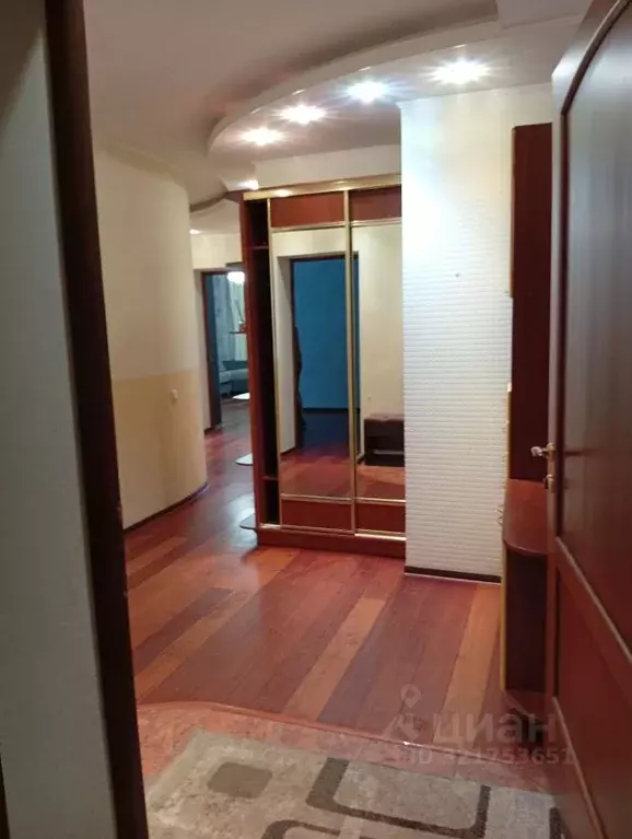 3-к кв. Ленинградская область, Выборг ул. Мира, 18 (118.0 м) - Фото 2