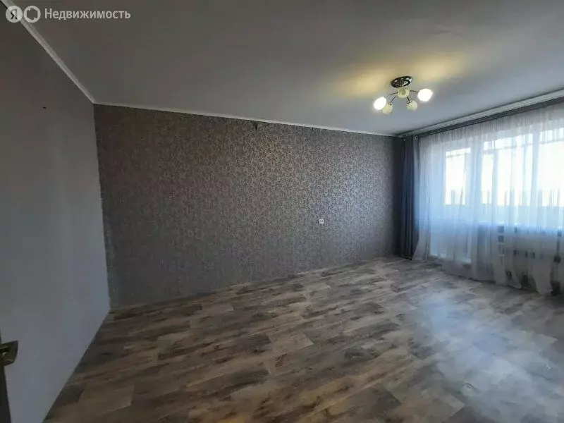 1-комнатная квартира: Брянск, улица Абашева, 8 (38 м) - Фото 2