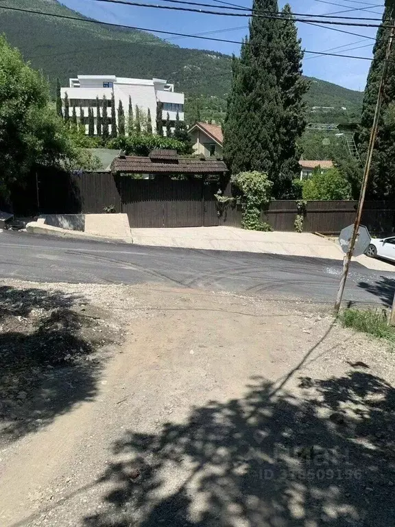 Участок в Крым, Ялта муниципальный округ, Виноградное пгт ул. Красина, ... - Фото 1