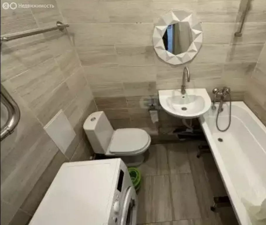 Квартира-студия: Тюмень, улица Новосёлов, 107к2 (15 м) - Фото 2