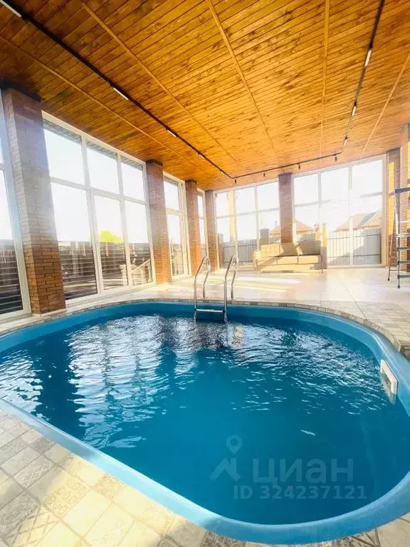 Дом в Ставропольский край, Ессентуки ул. Дорожная, 1 (180 м) - Фото 1