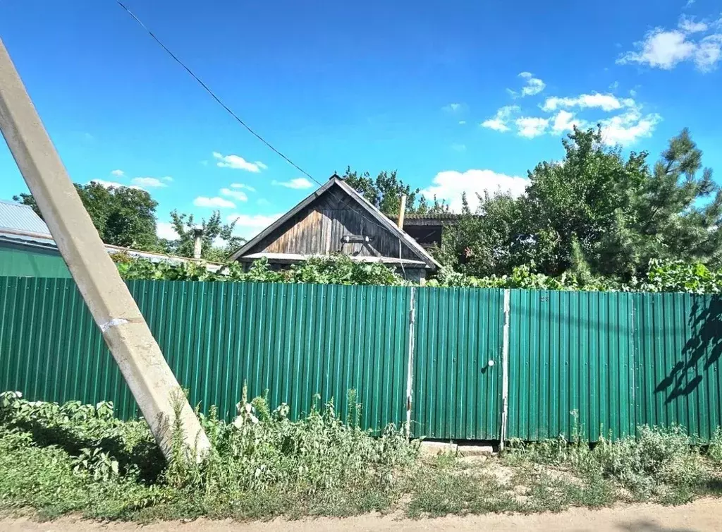 Дом в Волгоградская область, Волжский Новые сады СНТ, ул. 1-я Шоферов ... - Фото 0