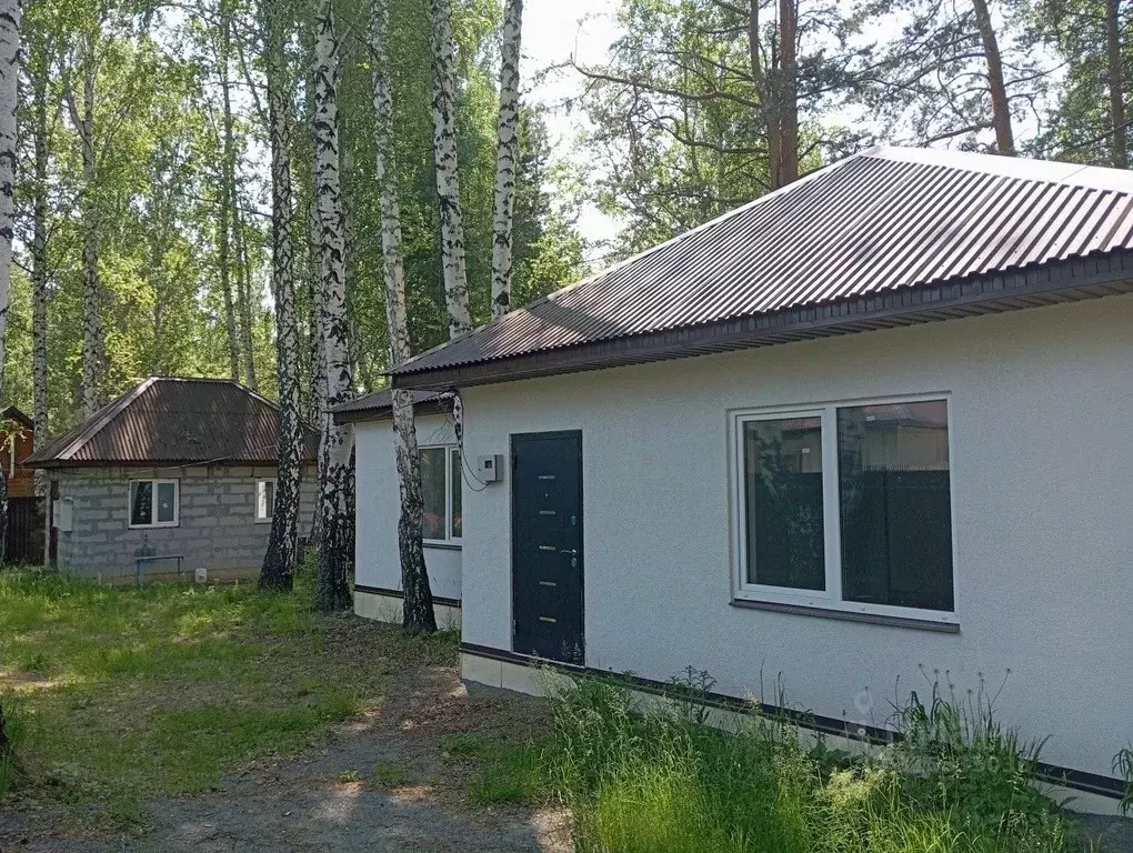 Дом в Свердловская область, Первоуральск муниципальный округ, с. ... - Фото 0