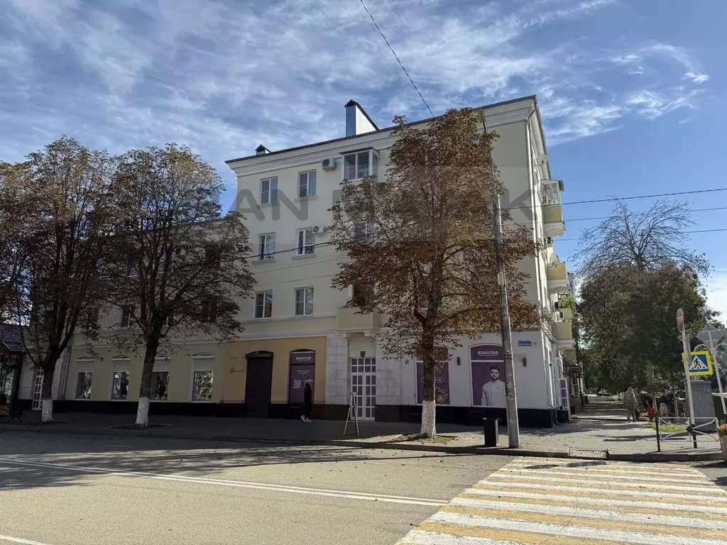 3-к кв. Адыгея, Майкоп Краснооктябрьская ул., 16 (83.5 м) - Фото 1