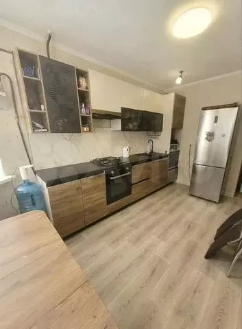 2-к. квартира, 83 м, 1/9 эт. - Фото 0