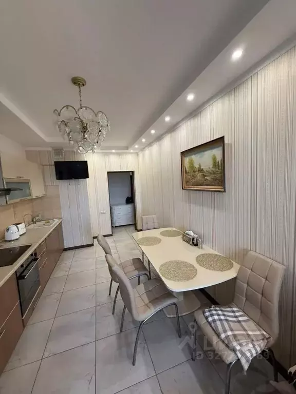 2-к кв. Краснодарский край, Сочи ул. Демократическая, 43 (90.0 м) - Фото 1