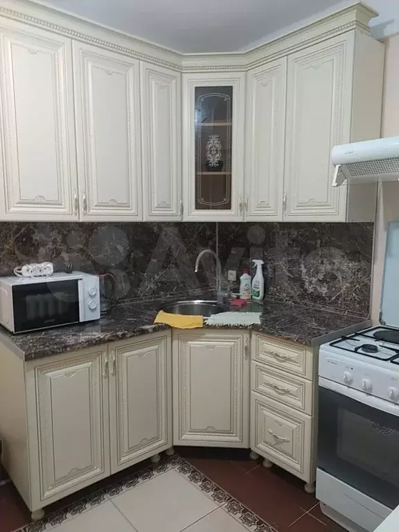 1-к. квартира, 40 м, 2/9 эт. - Фото 1