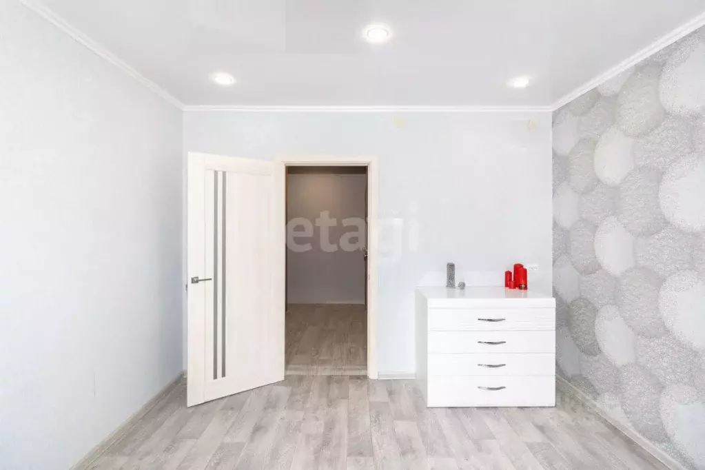 2-к кв. Тюменская область, Тюмень ул. Баумана, 111 (49.5 м) - Фото 1