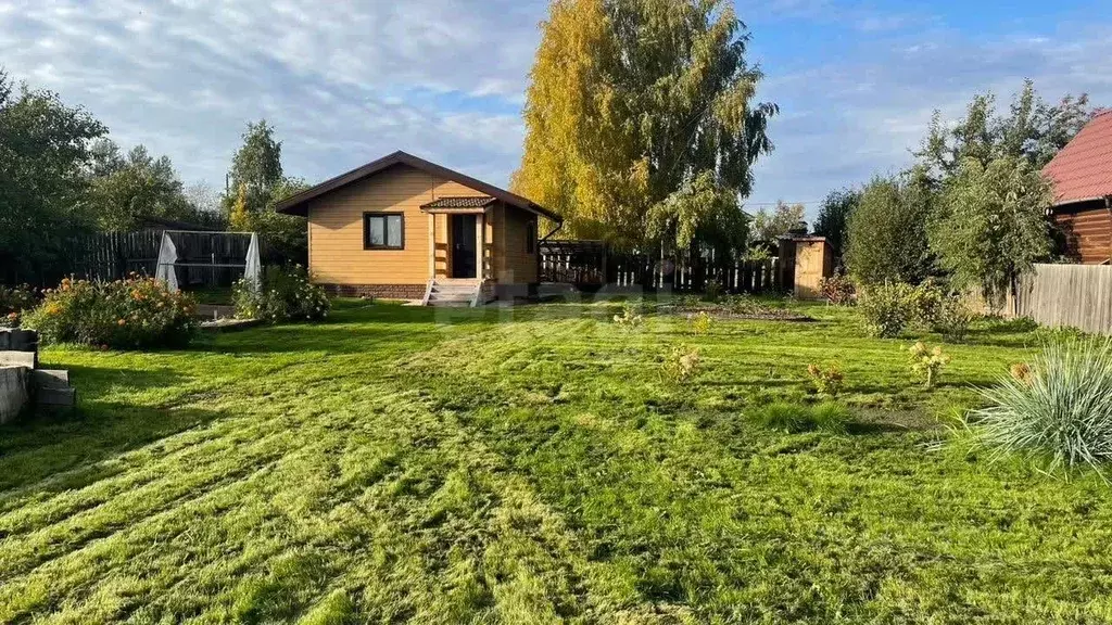 Дом в Красноярский край, Красноярск городской округ, пос. Солонцы ул. ... - Фото 1