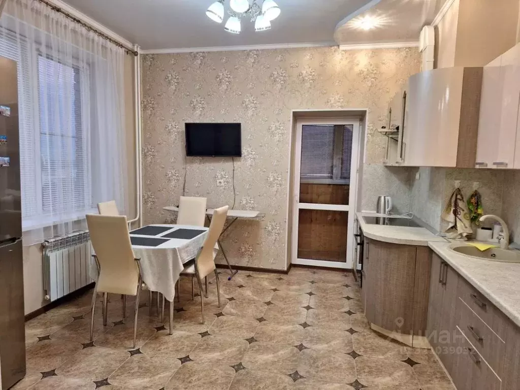 1-к кв. Курская область, Курск ул. Павлуновского, 48В (50.0 м) - Фото 0