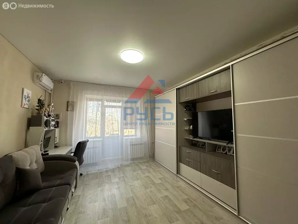 3-комнатная квартира: Роза, улица 50 лет Октября, 36 (85 м) - Фото 0