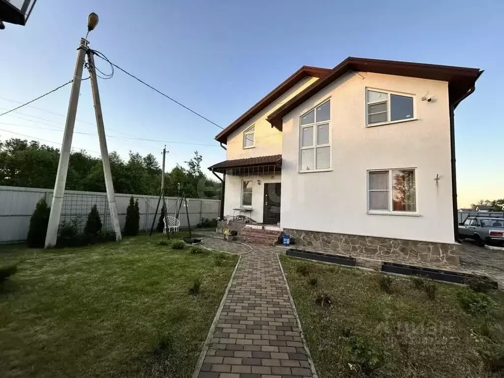 Дом в Курская область, Курский район, Моковский сельсовет, д. Духовец ... - Фото 1