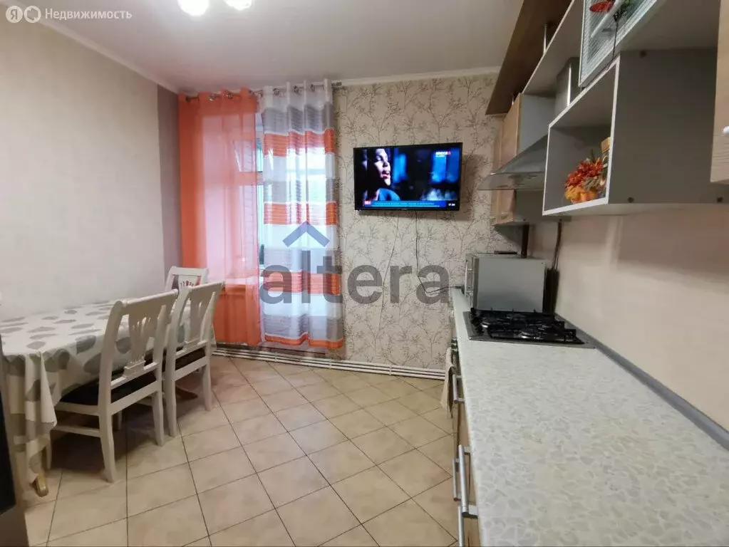 2-комнатная квартира: Казань, улица Шаляпина, 12 (74 м) - Фото 0