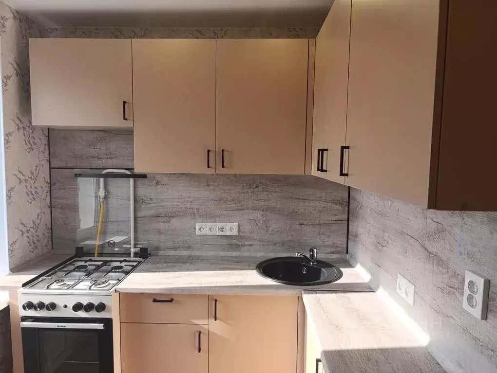 2-к кв. Волгоградская область, Волгоград ул. Остравская, 20 (45.0 м) - Фото 1