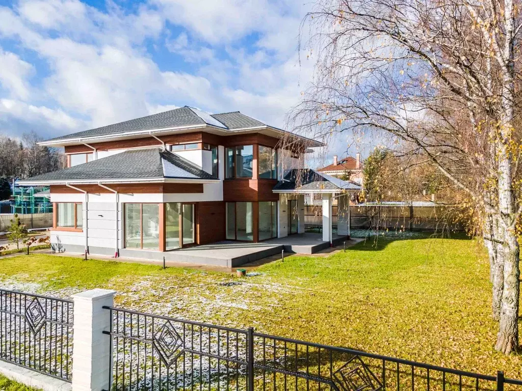 Коттедж в Москва д. Власово, ул. Январская, 37 (450 м) - Фото 0