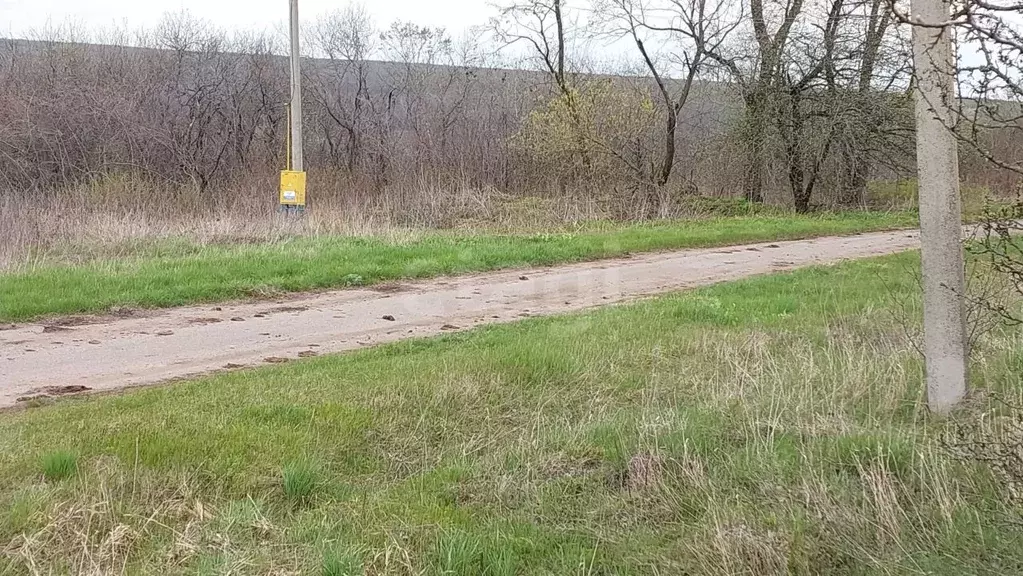 Участок в Белгородская область, Валуйский муниципальный округ, с. ... - Фото 1