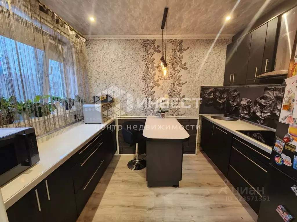 3-к кв. Мурманская область, Мурманск Кольский просп., 136к5 (60.8 м) - Фото 1