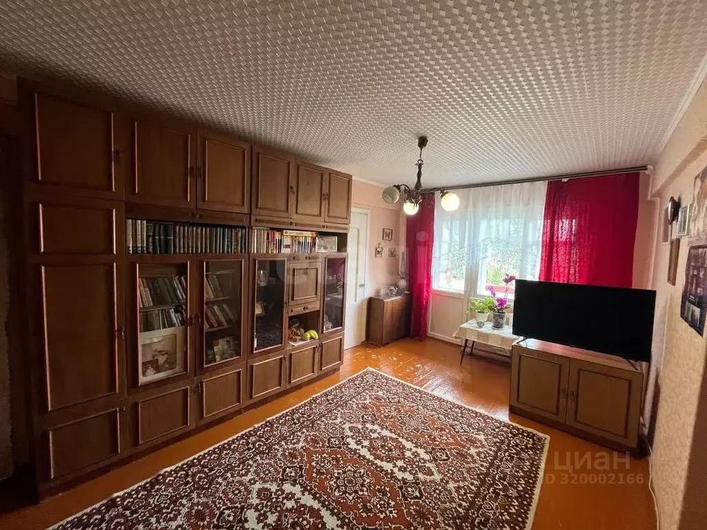 2-к кв. Брянская область, Брянск Новозыбковская ул., 18 (45.67 м) - Фото 0