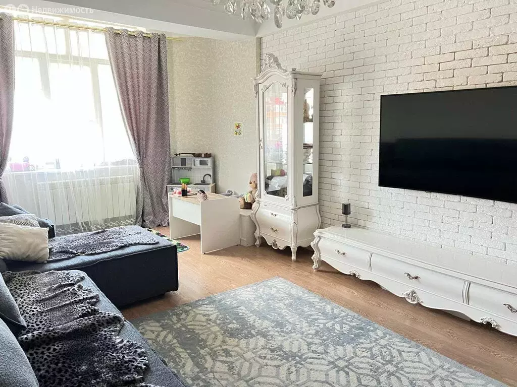 2-комнатная квартира: Махачкала, улица Ахульго, 77 (86 м) - Фото 0