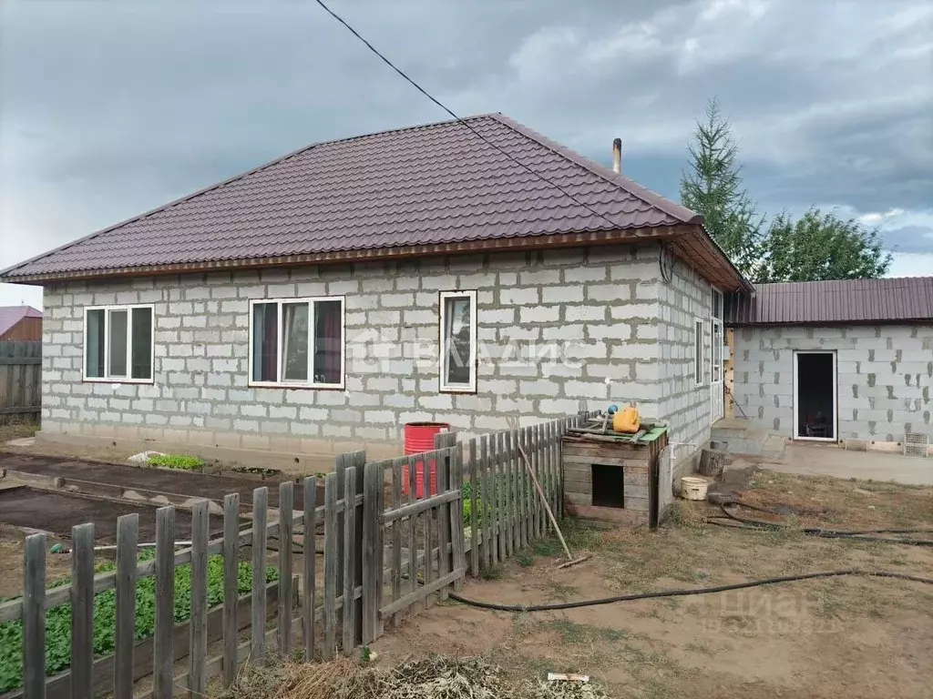 Дом в Бурятия, Улан-Удэ Импульс кв-л,  (90 м) - Фото 0