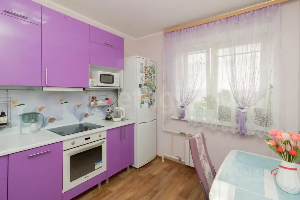 2-к кв. Тюменская область, Тюмень ул. Михаила Сперанского, 23 (57.2 м) - Фото 1