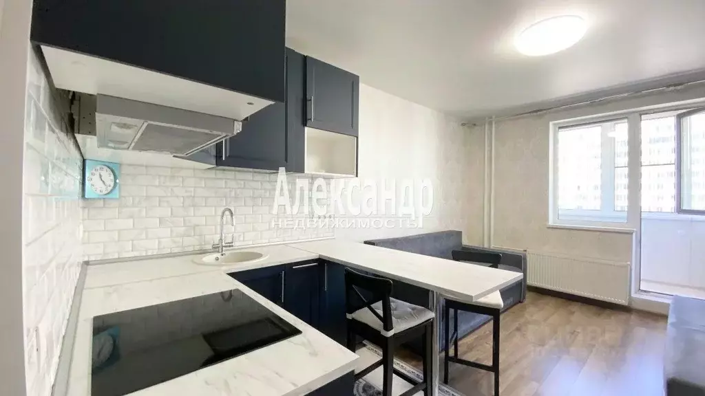 Студия Ленинградская область, Мурино Всеволожский район, аллея ... - Фото 1