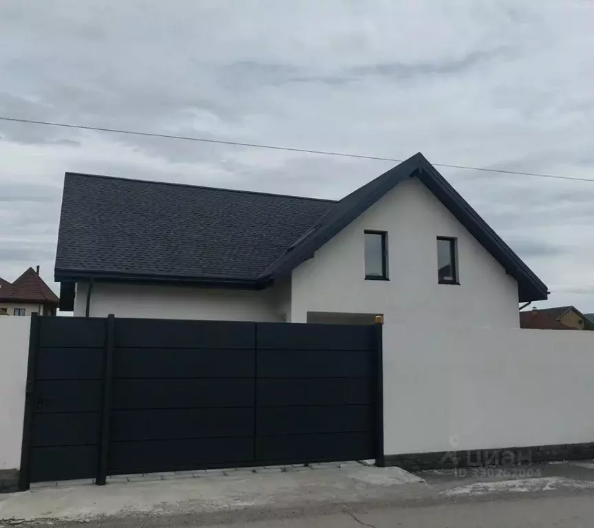 Коттедж в Красноярский край, Красноярск Скальная ул., 33А (322 м) - Фото 1