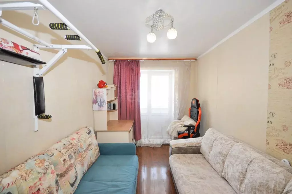 2-к кв. Сахалинская область, Холмск Молодежная ул., 5 (41.0 м) - Фото 1