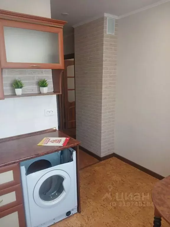1-к кв. Саратовская область, Саратов ул. Имени А.И. Куприянова, 12 ... - Фото 0