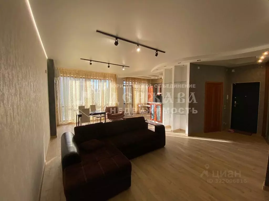 3-к кв. Кемеровская область, Кемерово просп. Химиков, 43А (94.0 м) - Фото 1