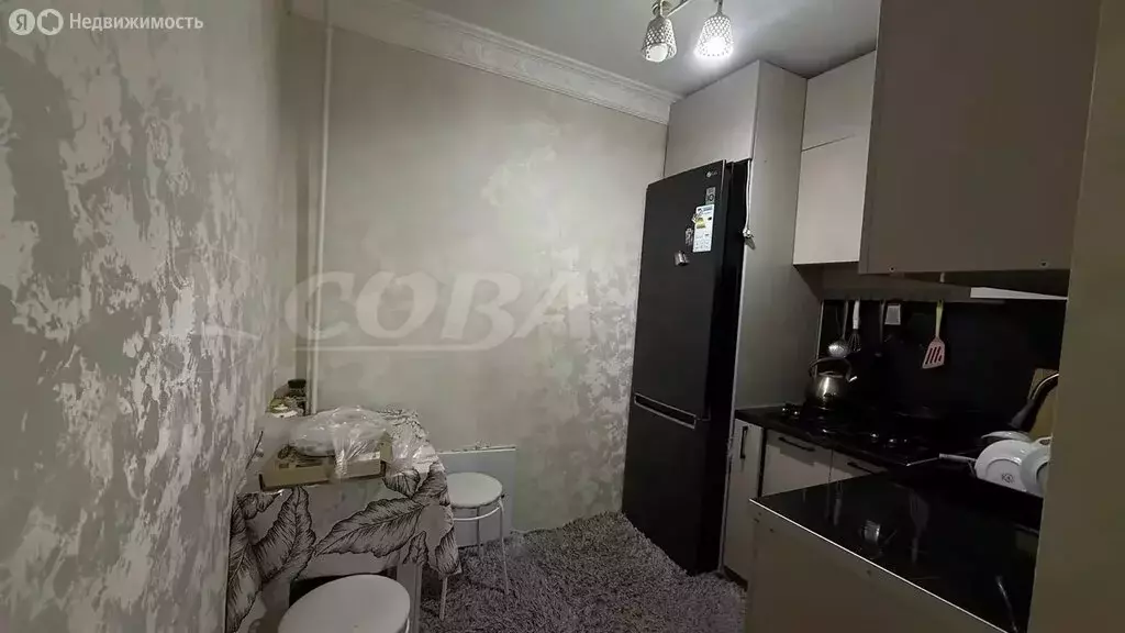 3-комнатная квартира: Махачкала, проспект Имама Шамиля, 10В (65 м) - Фото 1