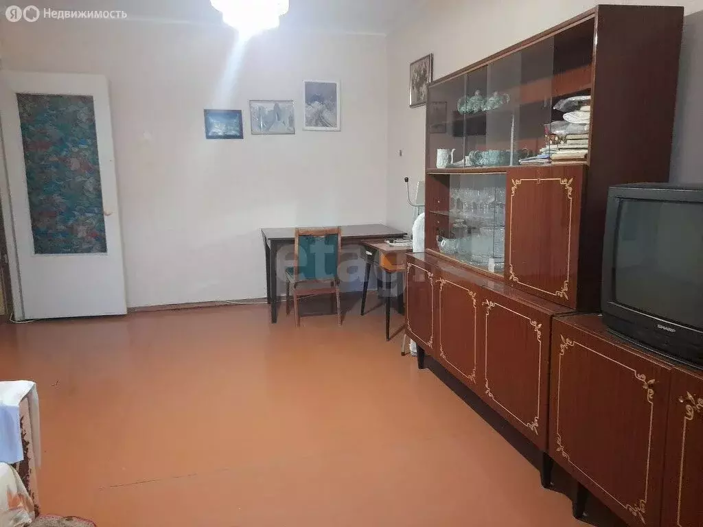 3-комнатная квартира: Феодосия, улица Гарнаева, 63Д (67.5 м) - Фото 1