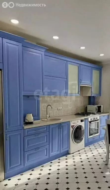 1-комнатная квартира: Янтарный, улица Балебина, 27 (41 м) - Фото 0