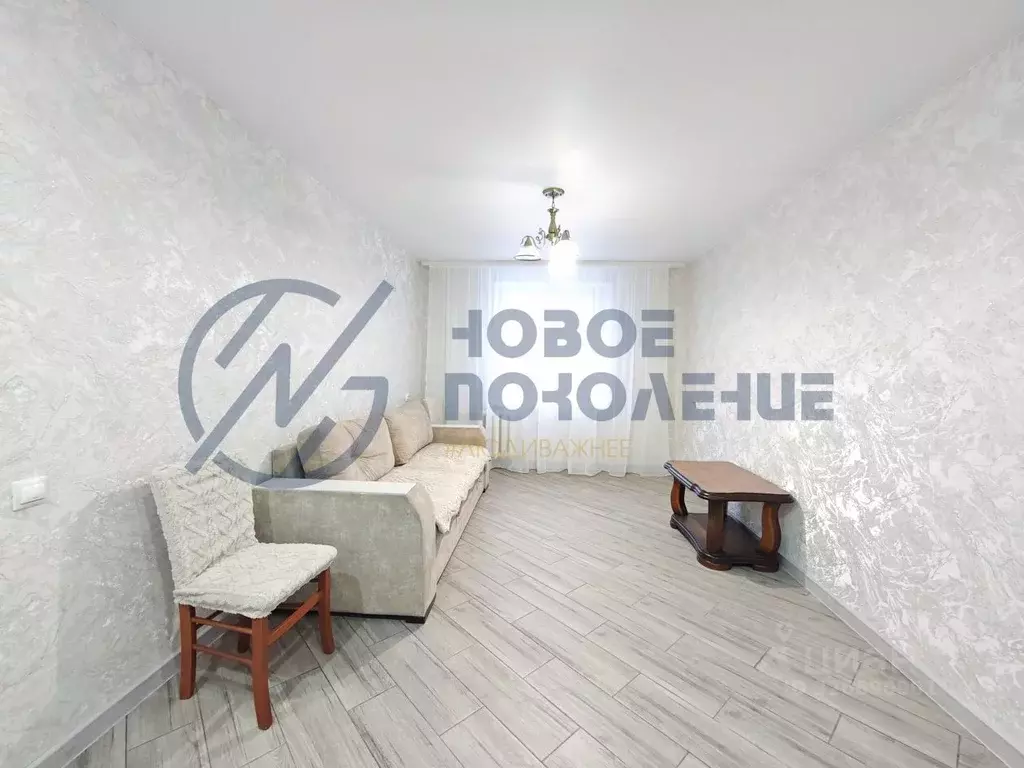 3-к кв. Омская область, Омск ул. Калинина, 10А (60.0 м) - Фото 1