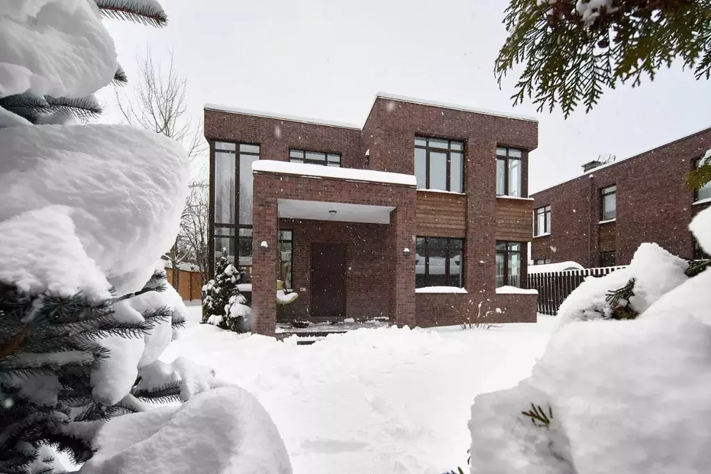 Дом в Московская область, Красногорск городской округ, д. ... - Фото 1