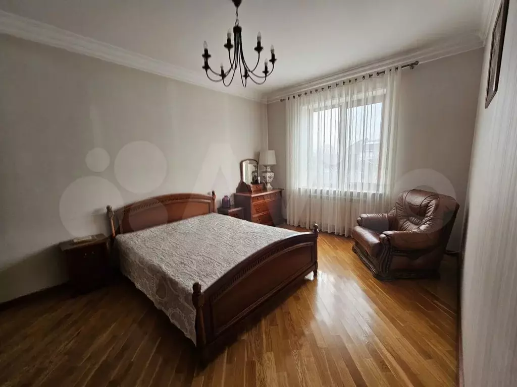 Дом 379 м на участке 4 сот. - Фото 1